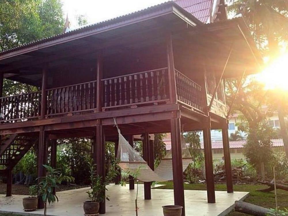 The Old Palace Resort Klong Sa Bua Phra Nakhon Si Ayutthaya Buitenkant foto